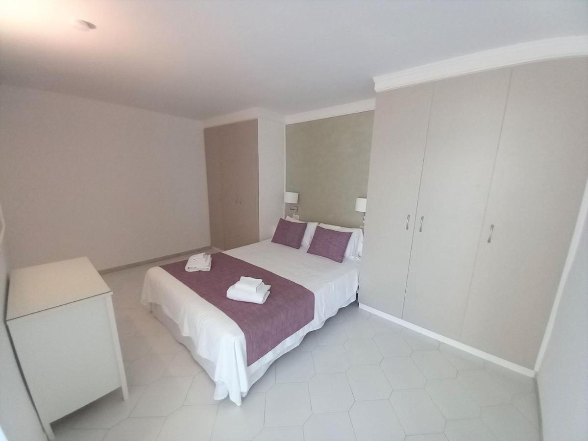 Miraflores Beachfront Penthouse Sitio de Calahonda Eksteriør bilde