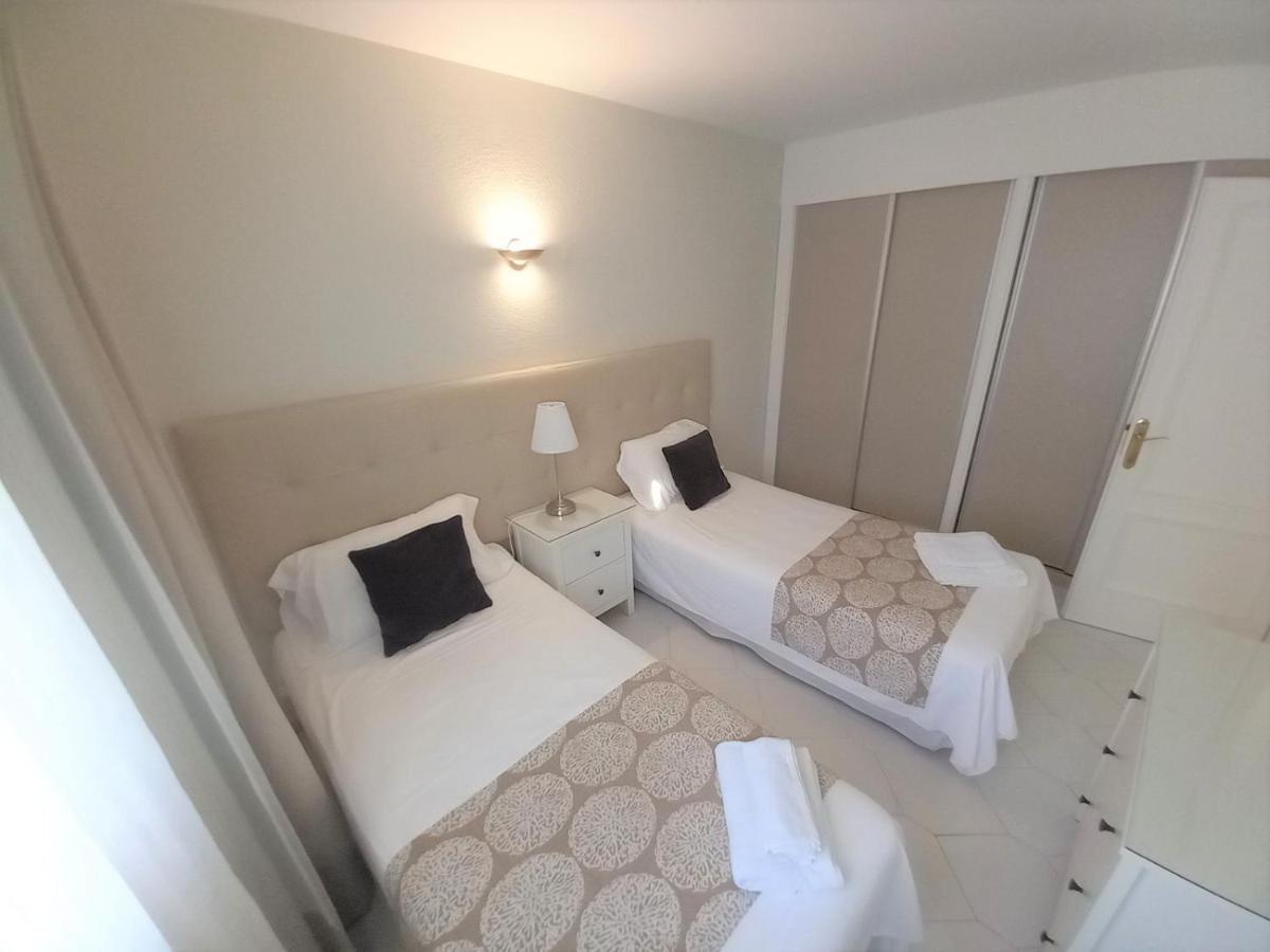 Miraflores Beachfront Penthouse Sitio de Calahonda Eksteriør bilde