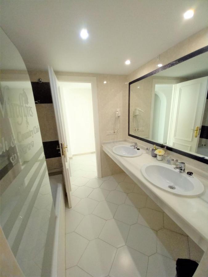Miraflores Beachfront Penthouse Sitio de Calahonda Eksteriør bilde